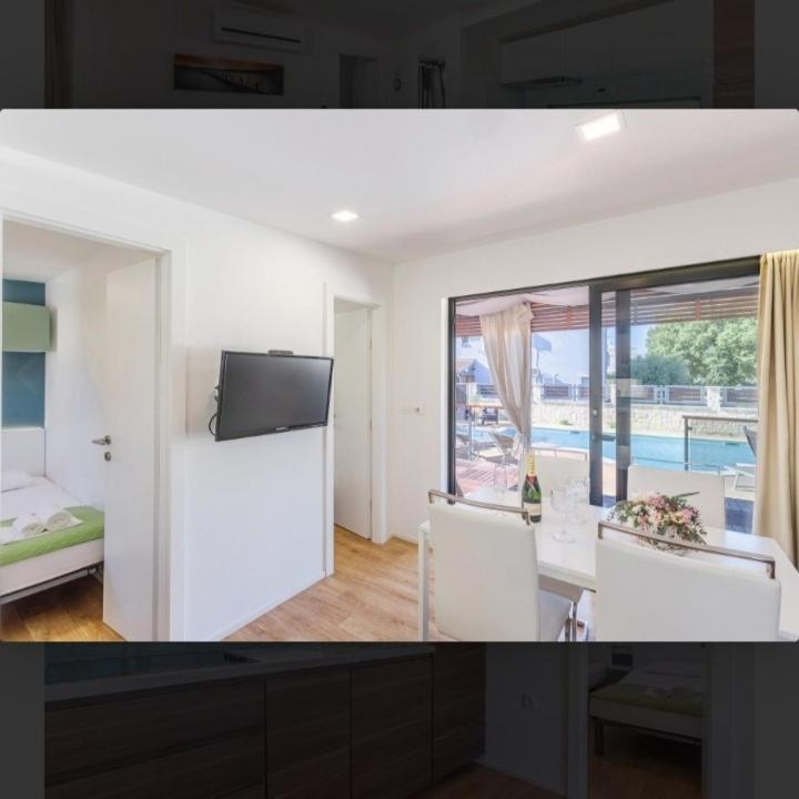 Tomica Apartments With Pool Biograd Na Moru Εξωτερικό φωτογραφία