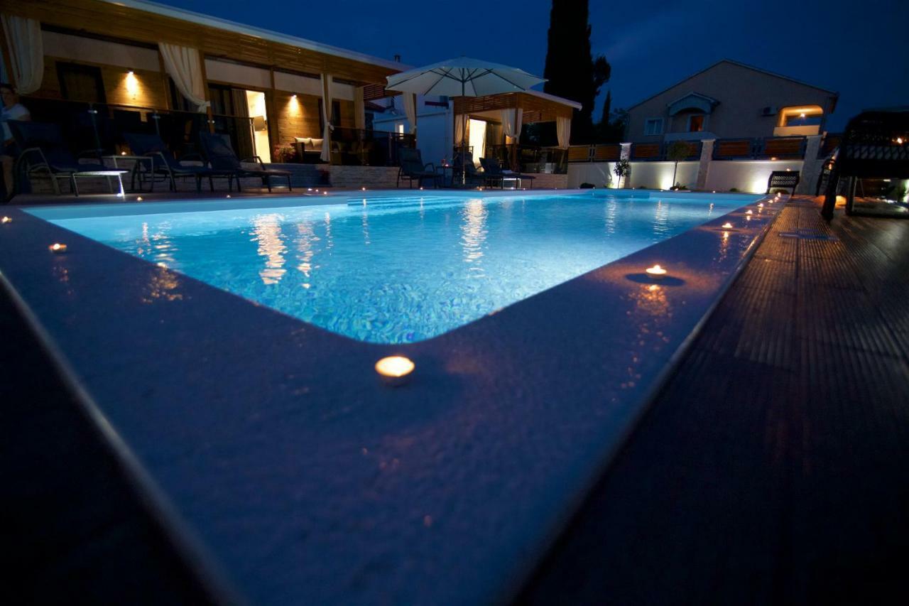 Tomica Apartments With Pool Biograd Na Moru Εξωτερικό φωτογραφία