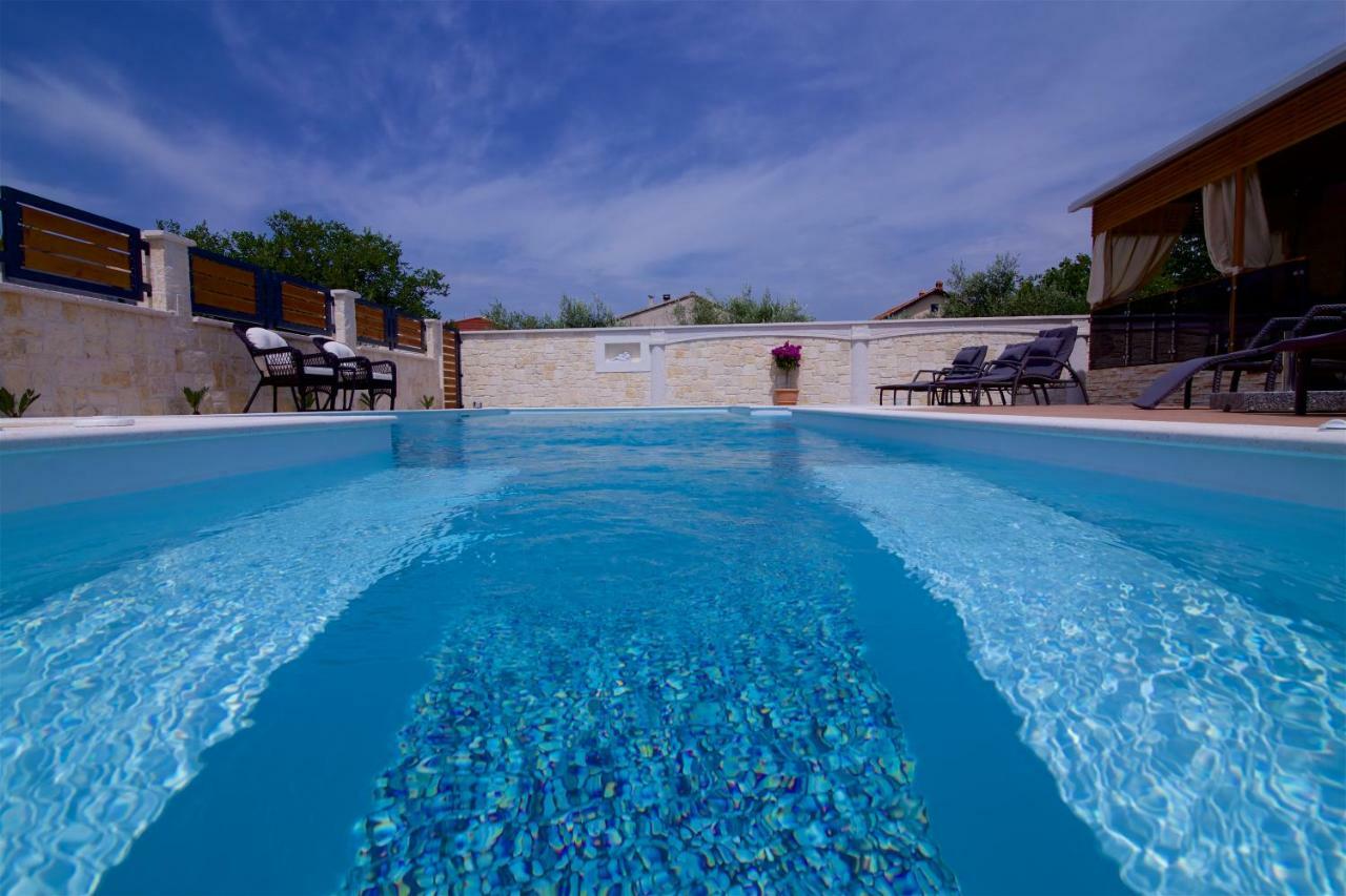 Tomica Apartments With Pool Biograd Na Moru Εξωτερικό φωτογραφία